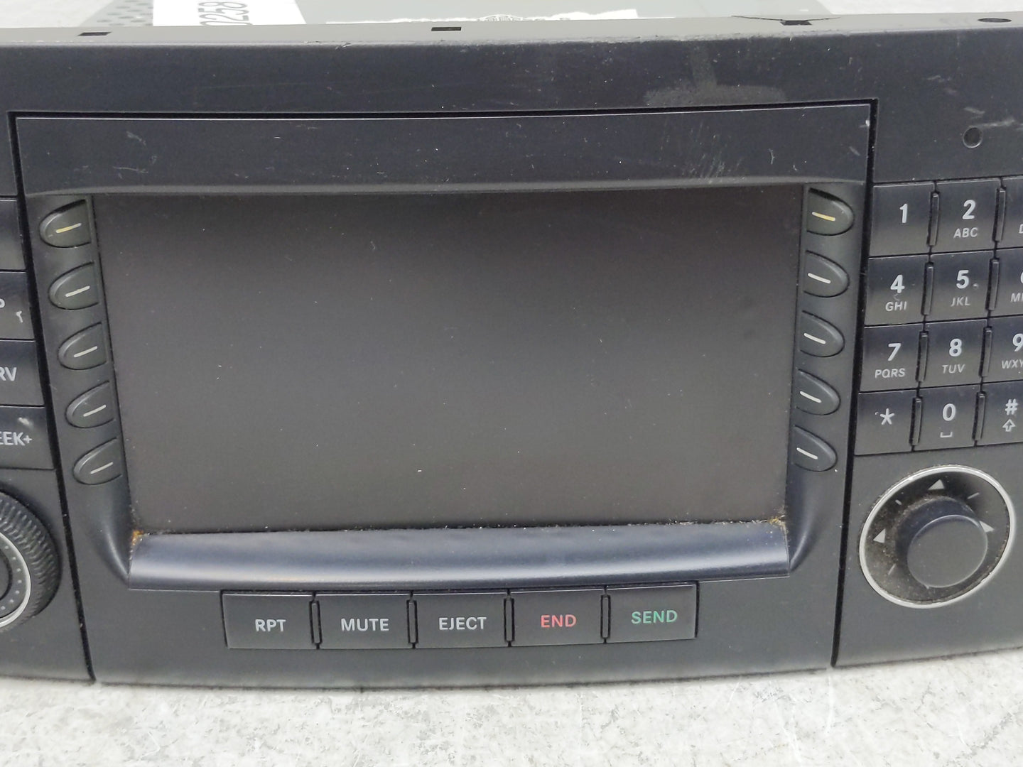 2006-2007 Mercedes-Benz Ml350 Radio AM FM Cd Player Receiver Replacement P/N:A 164 820 04 79 Fits Fits 2006 2007 OEM Used Au