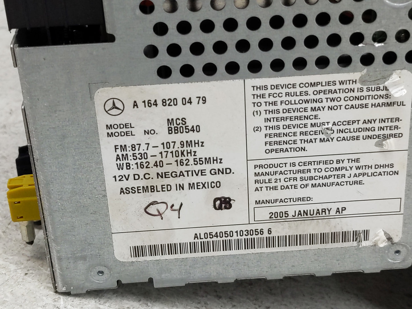2006-2007 Mercedes-Benz Ml350 Radio AM FM Cd Player Receiver Replacement P/N:A 164 820 04 79 Fits Fits 2006 2007 OEM Used Au