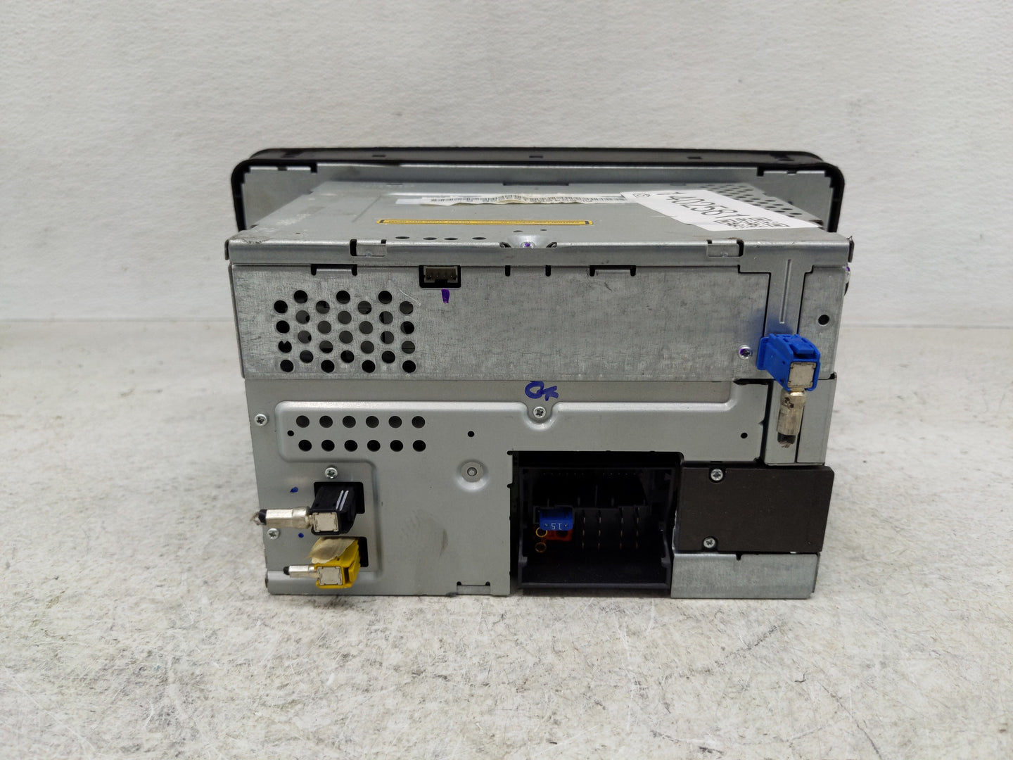 2006-2007 Mercedes-Benz Ml350 Radio AM FM Cd Player Receiver Replacement P/N:A 164 820 04 79 Fits Fits 2006 2007 OEM Used Au