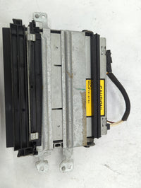 2006-2010 Mercedes-benz Ml350 Radio Cd Changer - Oemusedautoparts1.com