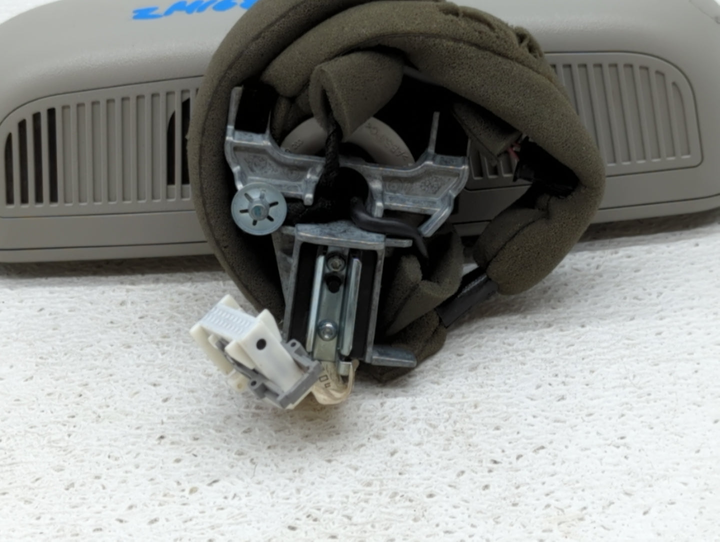 2006 Mercedes-Benz Ml450 Interior Rear View Mirror Replacement OEM P/N:E11025902 010696 Fits OEM Used Auto Parts - Oemusedau