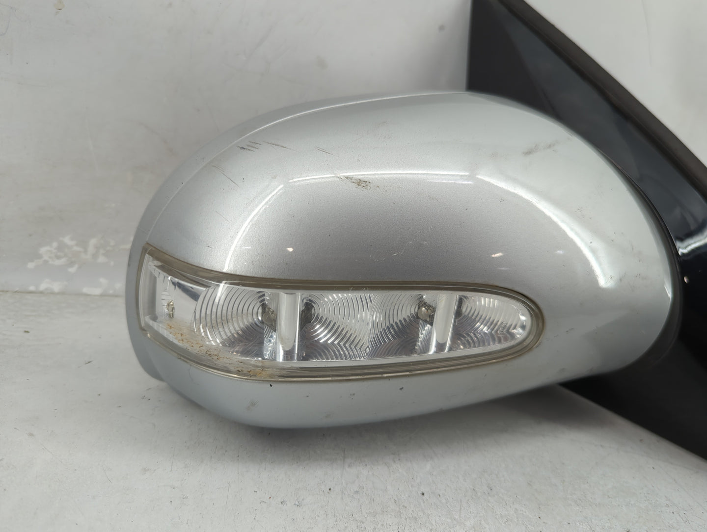 2006 Mercedes-Benz R-Class Passenger Side View Mirror - Right Door Mirror OEM Used - Oemusedautoparts1.com