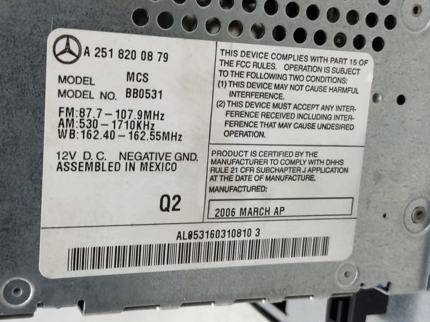 2006-2007 Mercedes-Benz R350 Radio AM FM Cd Player Receiver Replacement P/N:A2518200879 Fits Fits 2006 2007 OEM Used Auto Pa