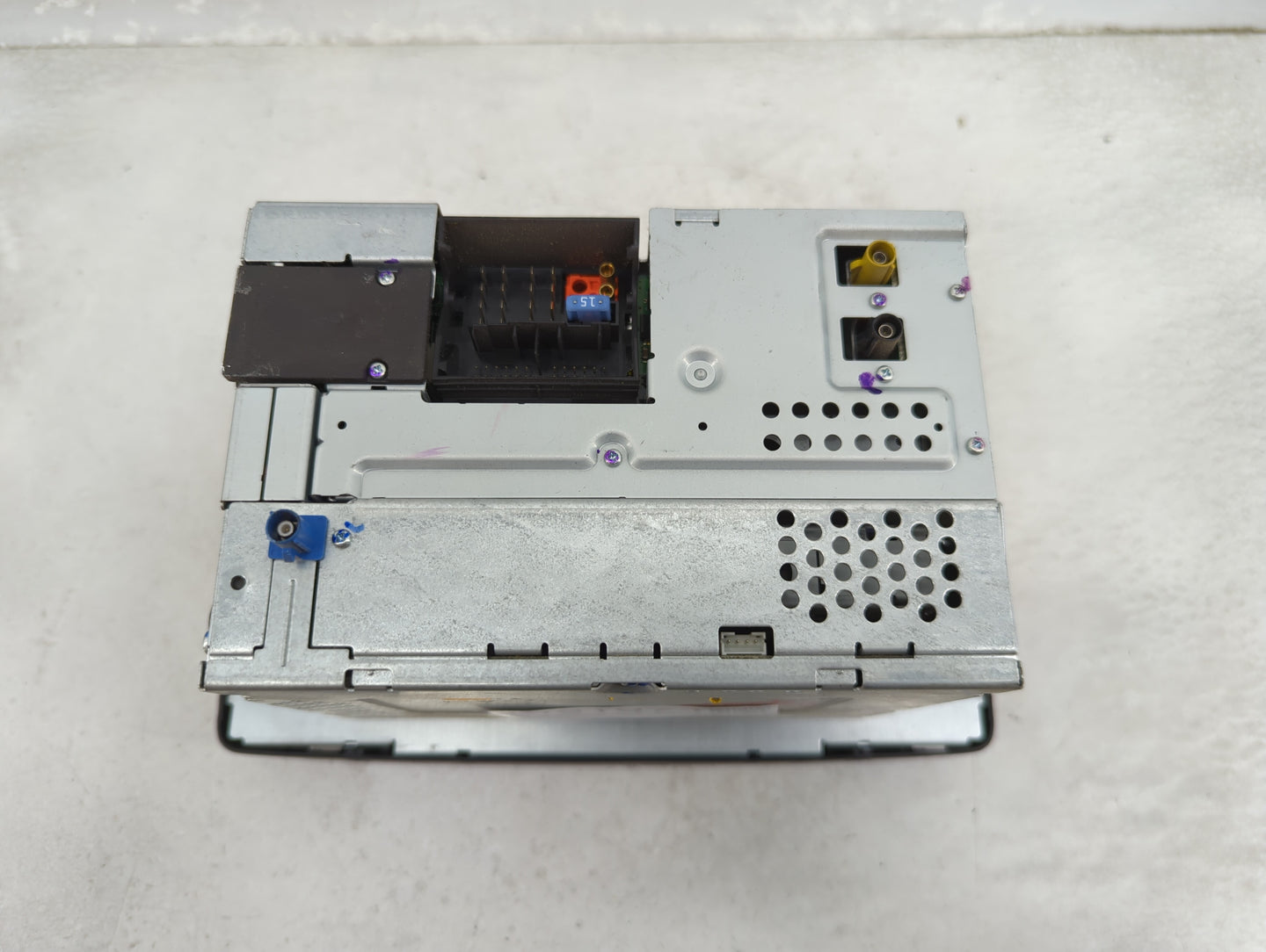 2006-2007 Mercedes-Benz R350 Radio AM FM Cd Player Receiver Replacement P/N:A2518201779 BB0640 Fits Fits 2006 2007 OEM Used 
