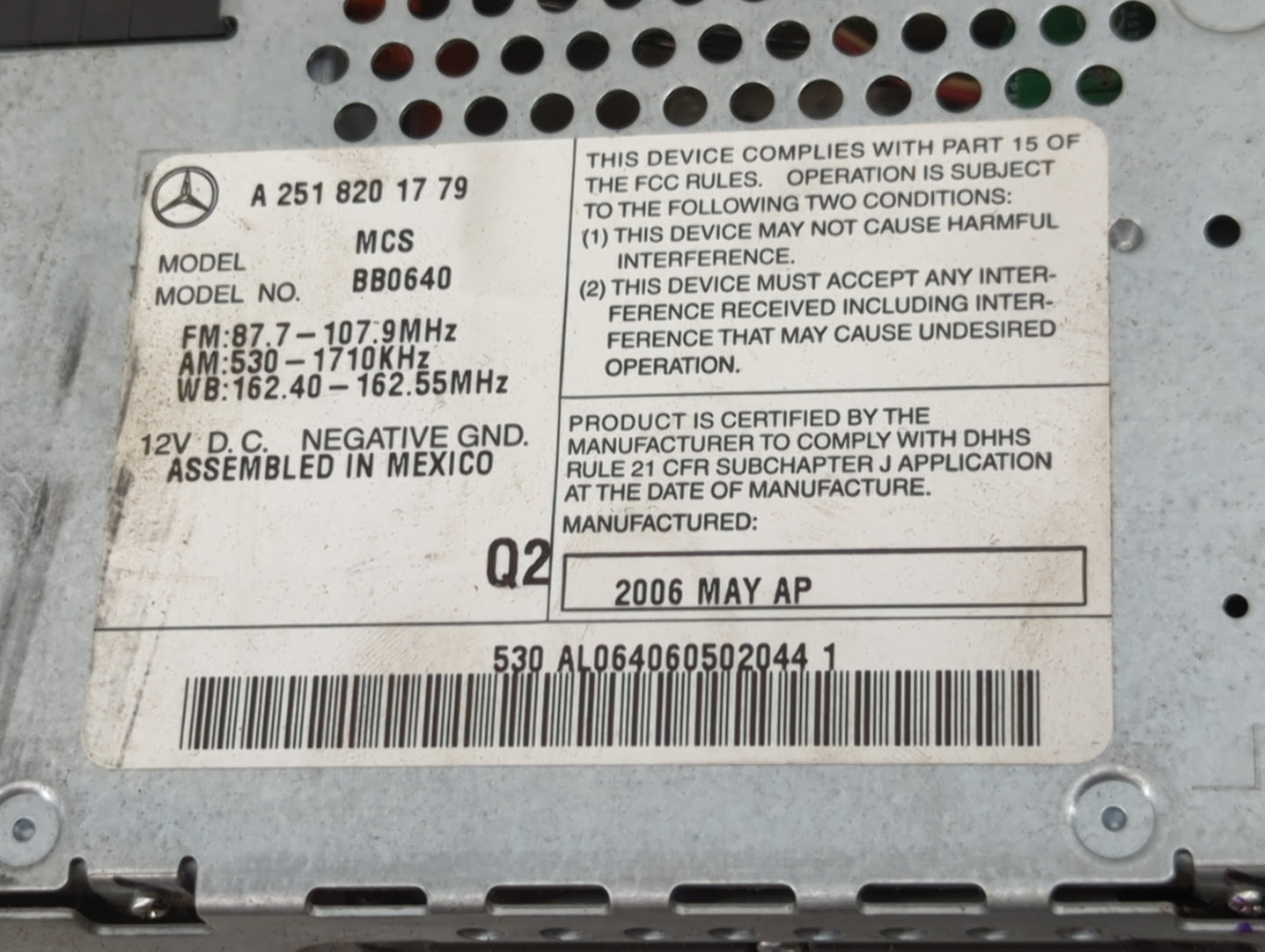 2006-2007 Mercedes-Benz R350 Radio AM FM Cd Player Receiver Replacement P/N:A2518201779 BB0640 Fits Fits 2006 2007 OEM Used 