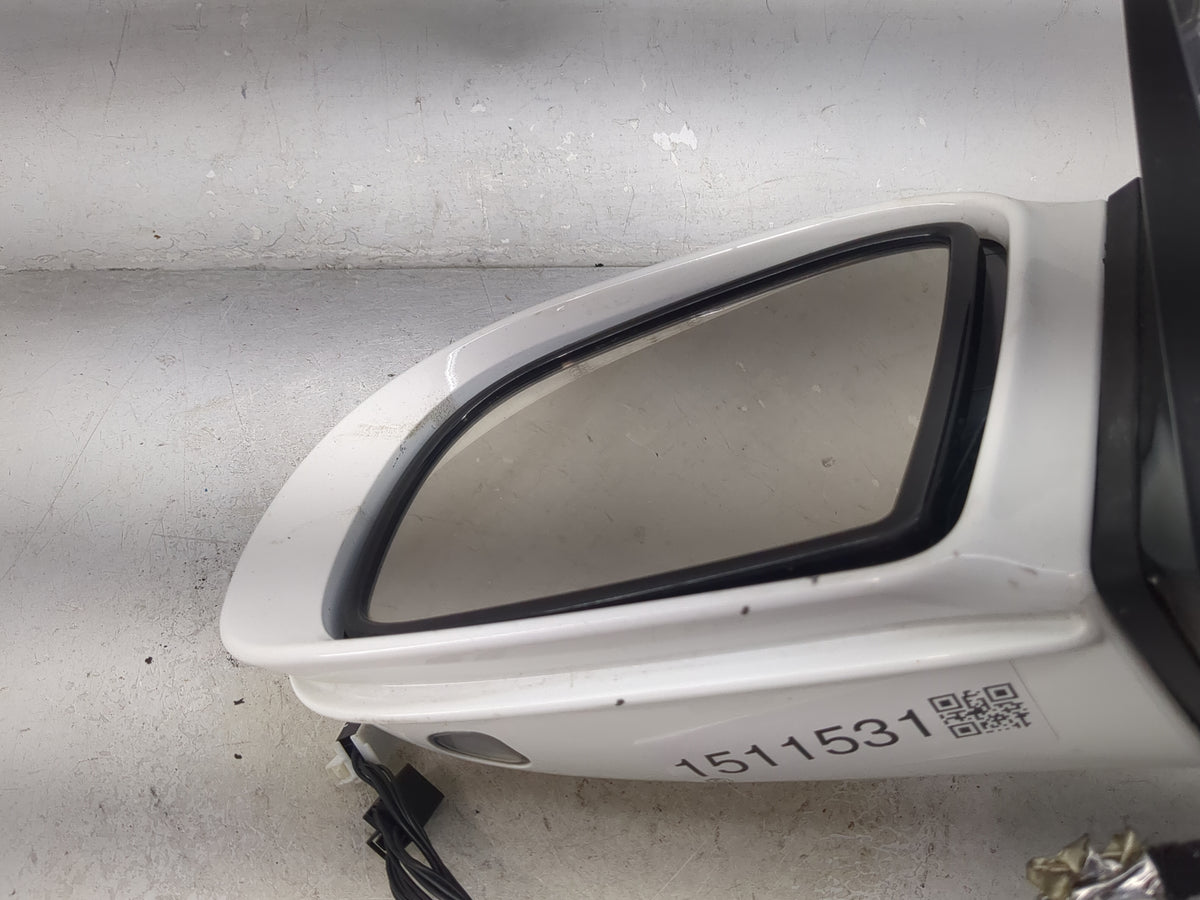 2006-2010 Mercedes-Benz R350 Driver Side View Mirror - Left Door Mirror OEM Used - Oemusedautoparts1.com