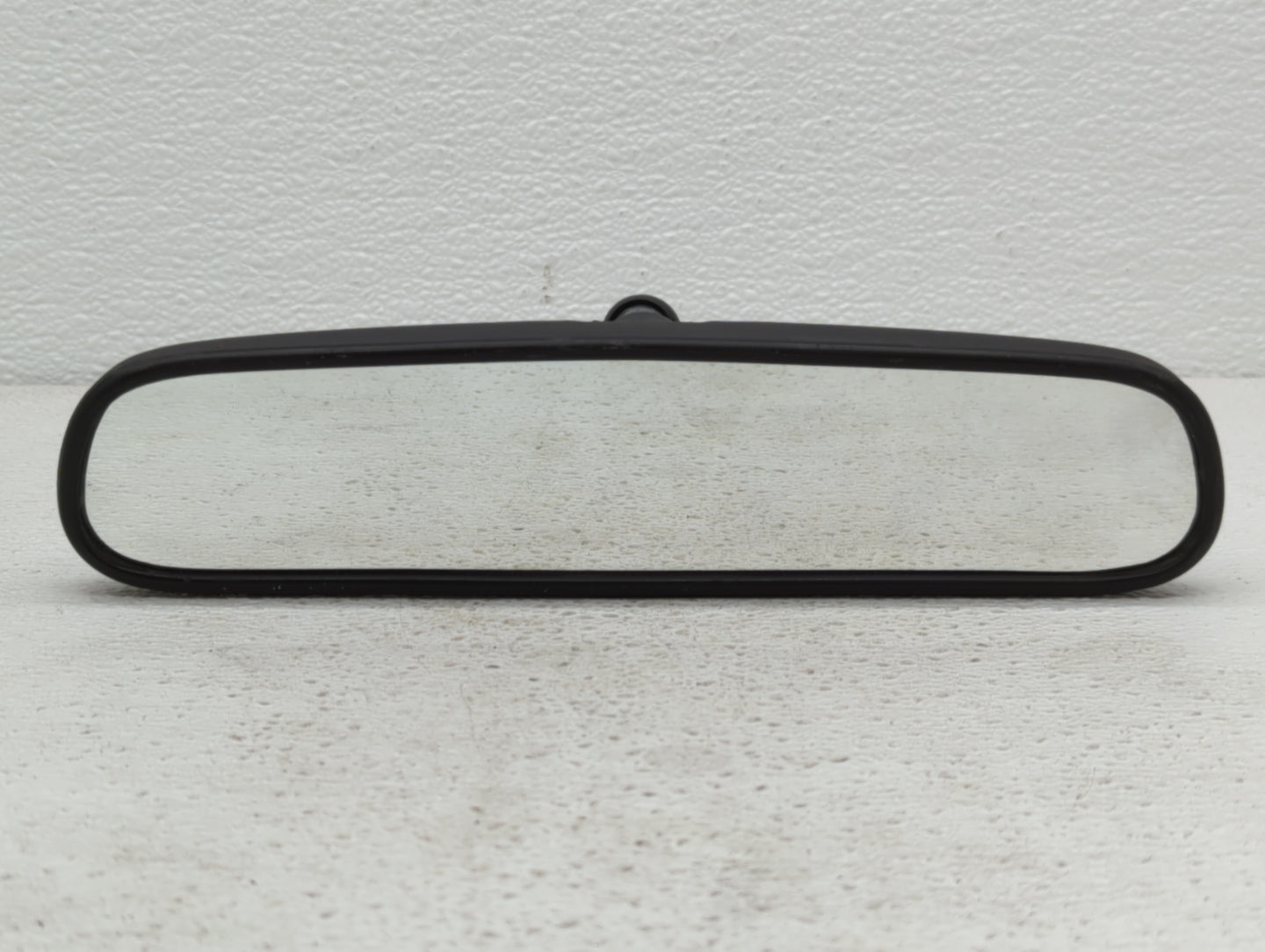 2006 Mercedes-Benz R350 Interior Rear View Mirror Replacement OEM P/N:E8011084 Fits OEM Used Auto Parts - Oemusedautoparts1.