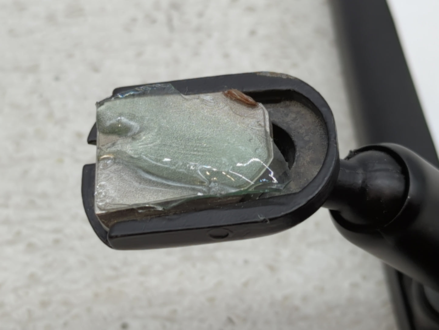 2006 Mercedes-Benz R350 Interior Rear View Mirror Replacement OEM P/N:E8011084 Fits OEM Used Auto Parts - Oemusedautoparts1.