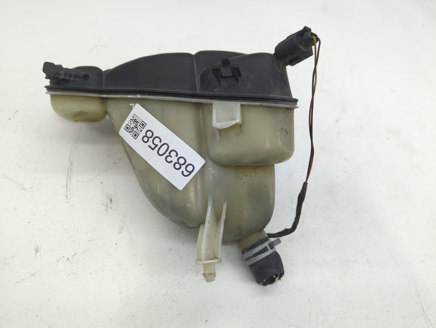 2006 Mercedes-benz R350 Windshield Washer Fluid Reservoir Bottle Oem - Oemusedautoparts1.com