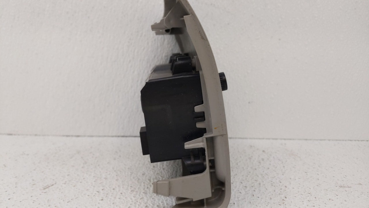 2006 Mercedes-Benz R350 Climate Control Module Temperature AC/Heater Replacement P/N:A 164 820 99 89 Fits OEM Used Auto Part
