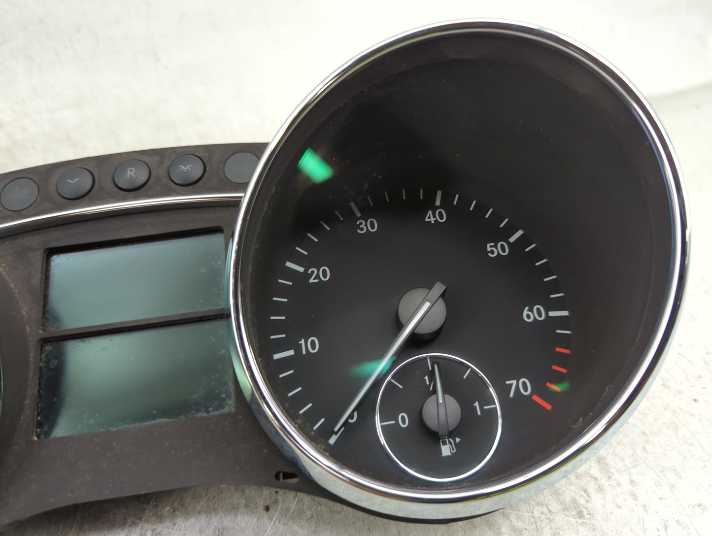 2006 Mercedes-Benz Rclass Instrument Cluster Speedometer Gauges P/N:A2C53118439 A2515409747 Miles:139K Fits Fits 2007 OEM Us