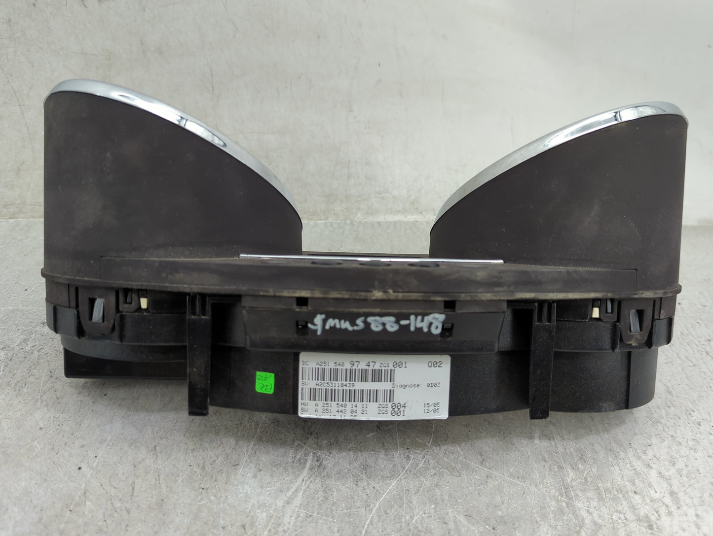 2006 Mercedes-Benz Rclass Instrument Cluster Speedometer Gauges P/N:A2C53118439 A2515409747 Miles:139K Fits Fits 2007 OEM Us
