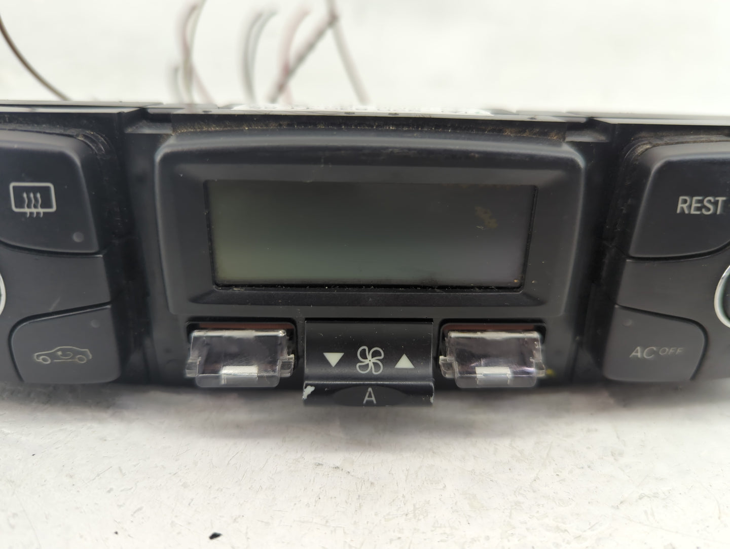 2006 Mercedes-Benz S350 Climate Control Module Temperature AC/Heater Replacement P/N:220 830 11 85 Fits OEM Used Auto Parts 