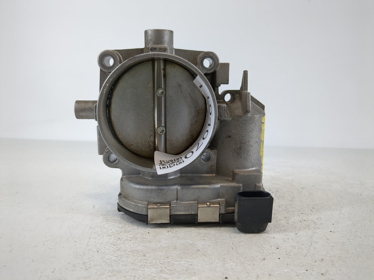 2001-2006 Mercedes-Benz S430 Throttle Body P/N:A 113 141 01 25 Fits Fits 2001 2002 2003 2004 2005 2006 2007 2008 2009 2010 2