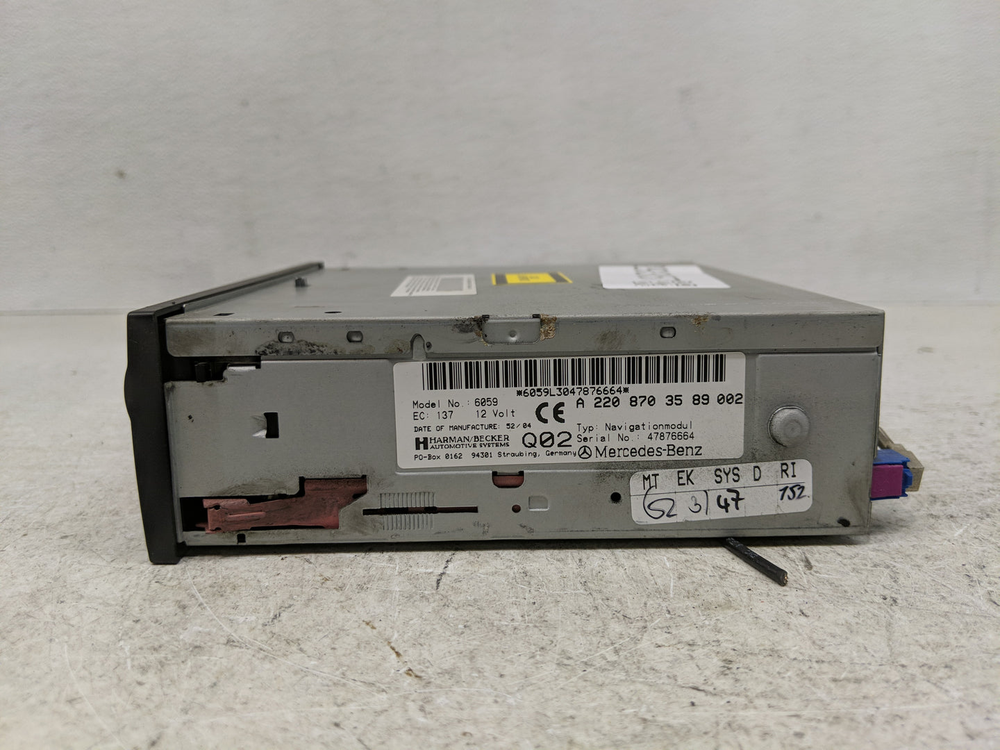 Mercedes-benz S550 Information Display Screen - Oemusedautoparts1.com