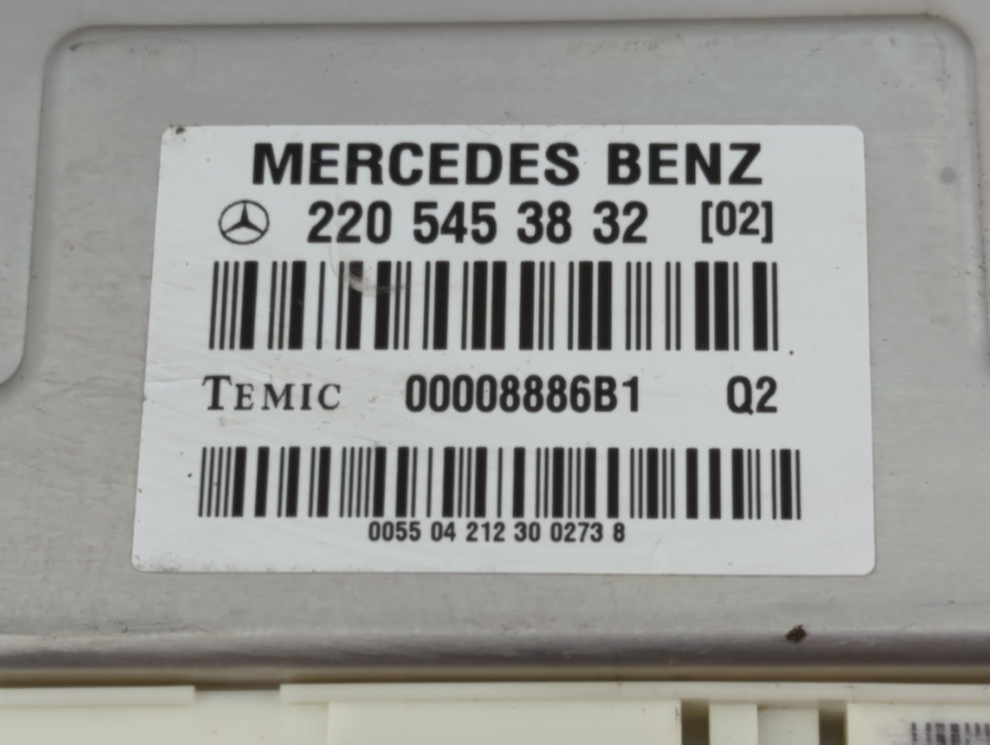 Mercedes-benz Sl500 Communication Control Module 220 545 35 32 - Oemusedautoparts1.com