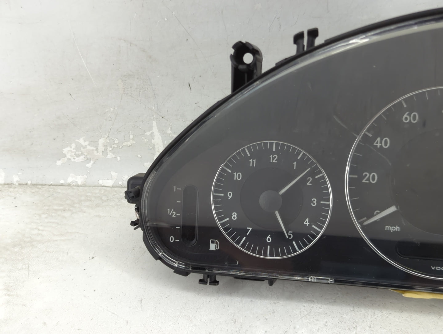 2006 Mercedes E-Class Instrument Cluster Speedometer Gauges P/N:A2115402148 110.080.292/026 Miles: Fits OEM Used Auto Parts 