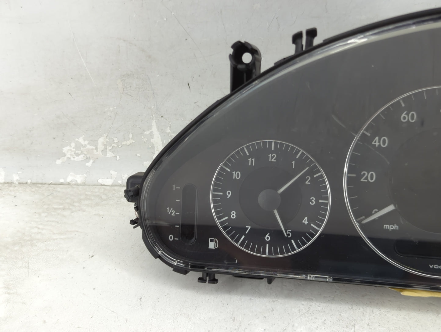 2006 Mercedes E-Class Instrument Cluster Speedometer Gauges P/N:A2115402148 110.080.292/026 Miles: Fits OEM Used Auto Parts 