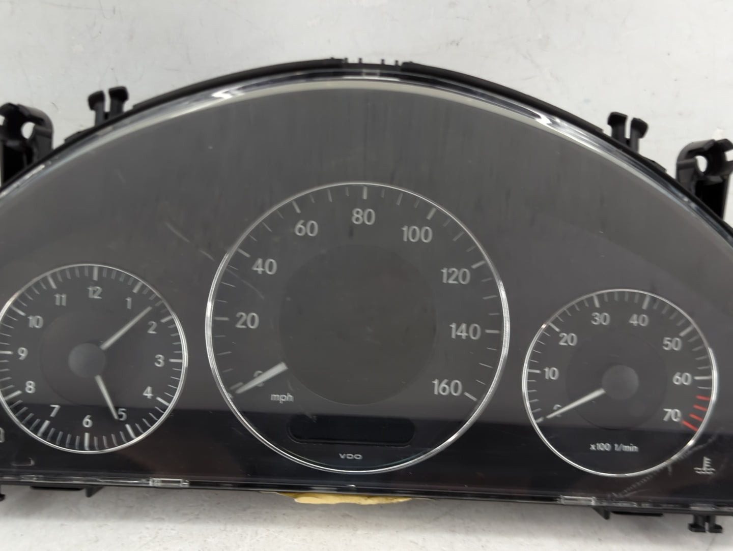 2006 Mercedes E-Class Instrument Cluster Speedometer Gauges P/N:A2115402148 110.080.292/026 Miles: Fits OEM Used Auto Parts 