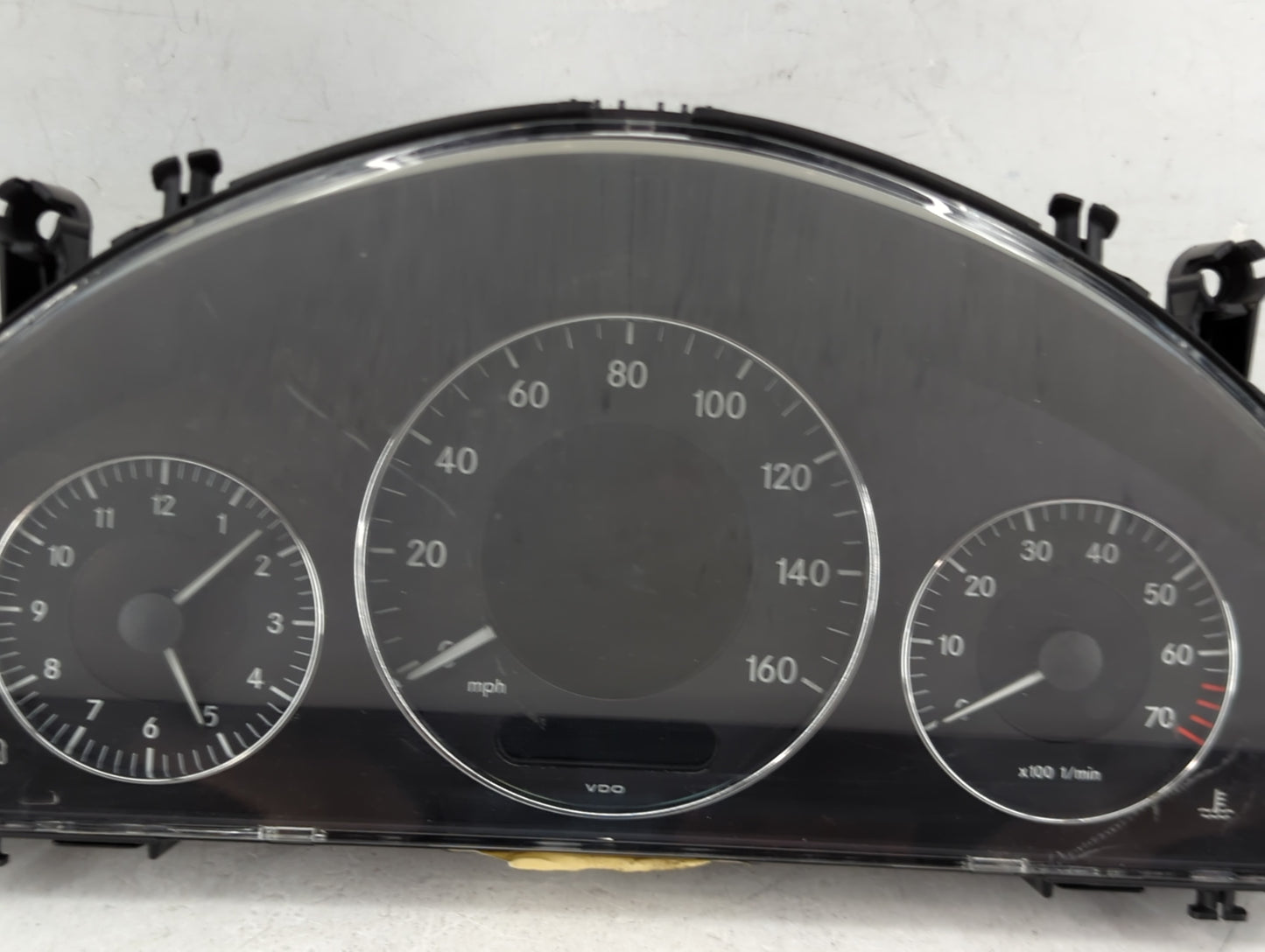 2006 Mercedes E-Class Instrument Cluster Speedometer Gauges P/N:A2115402148 110.080.292/026 Miles: Fits OEM Used Auto Parts 