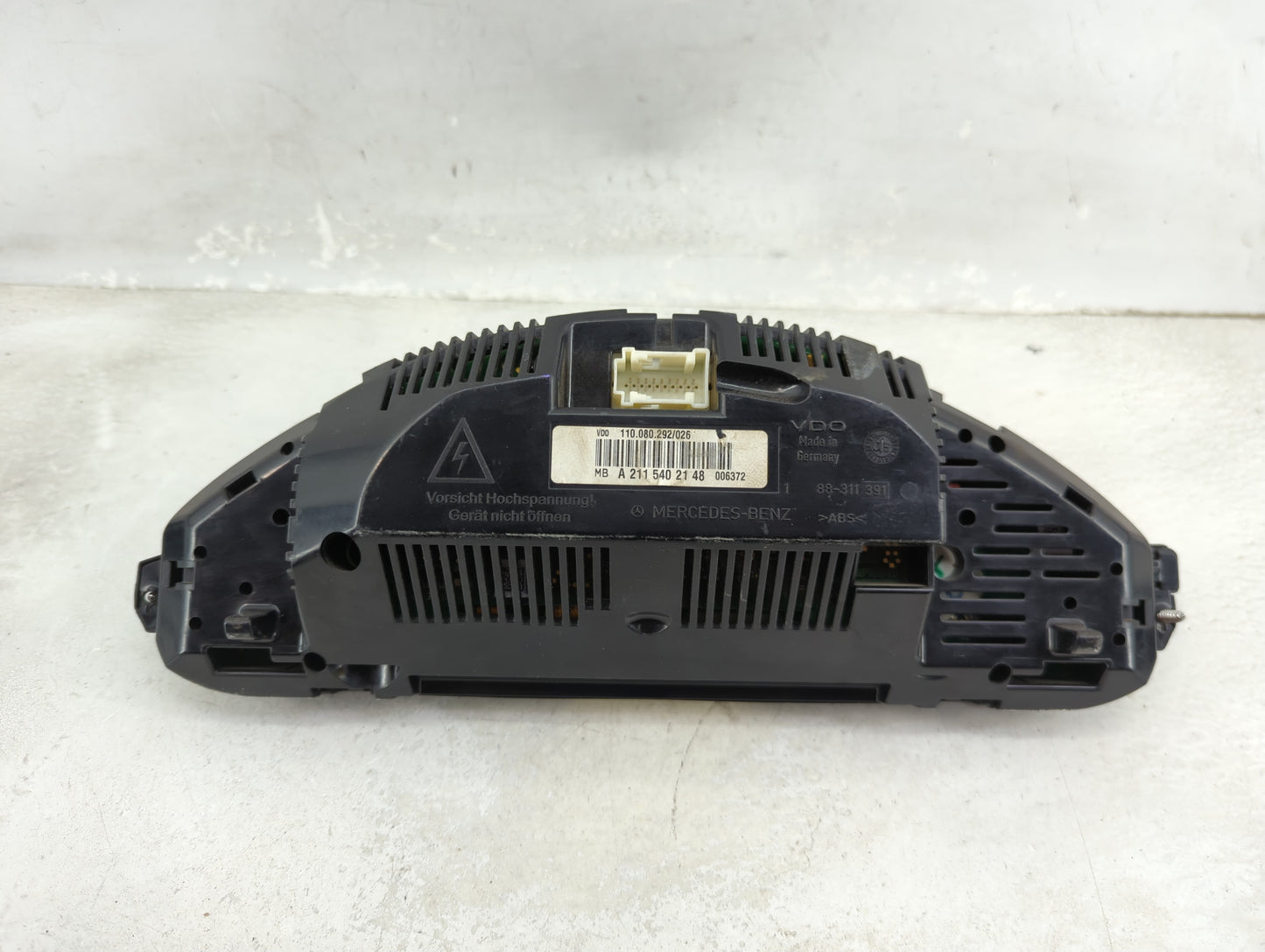 2006 Mercedes E-Class Instrument Cluster Speedometer Gauges P/N:A2115402148 110.080.292/026 Miles: Fits OEM Used Auto Parts 