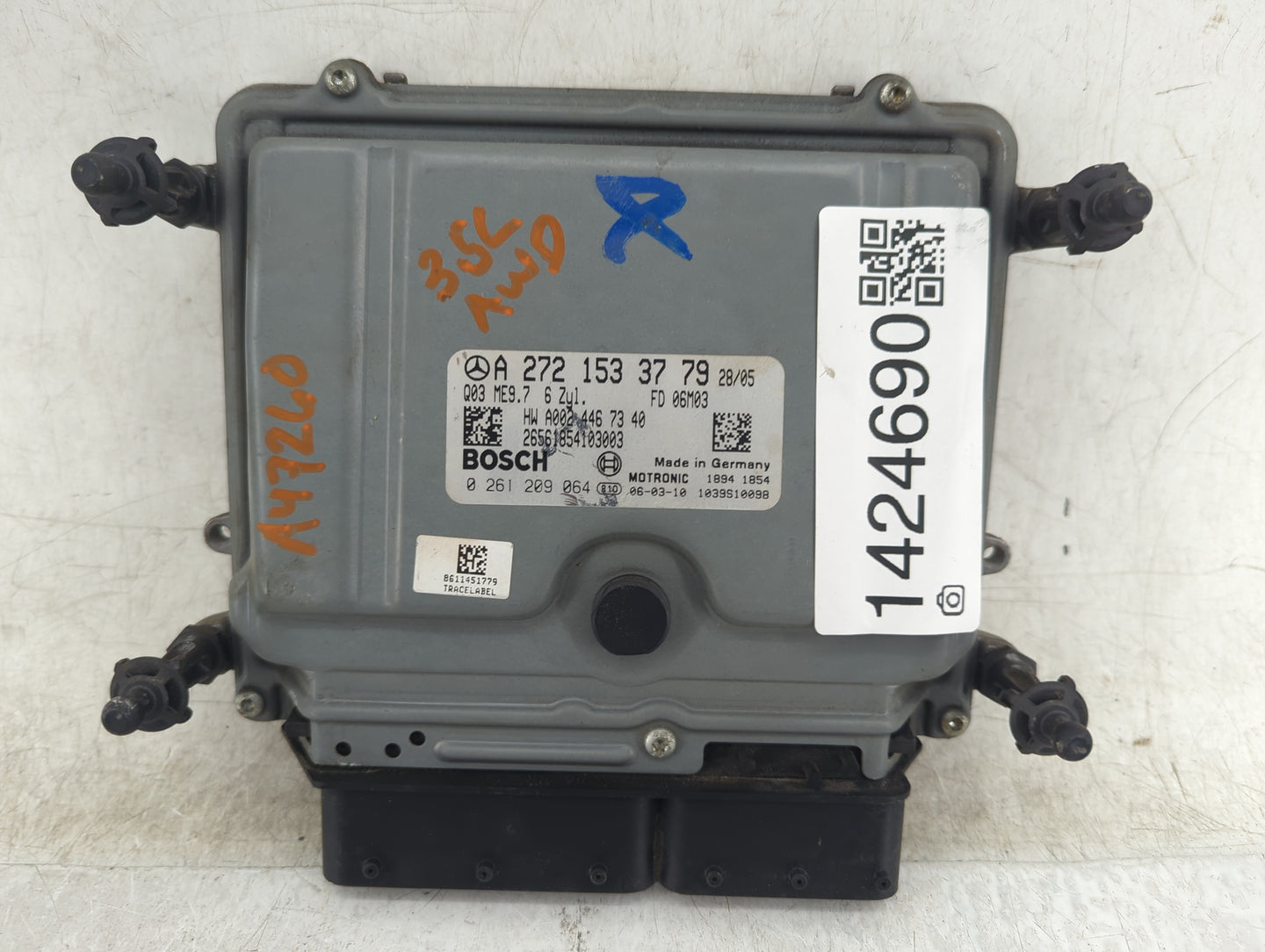 2006 Mercedes E350 PCM Engine Control Computer ECU ECM PCU OEM P/N:A 272 153 37 79 0 261 209 064, A002 446 73 40 Fits OEM Us