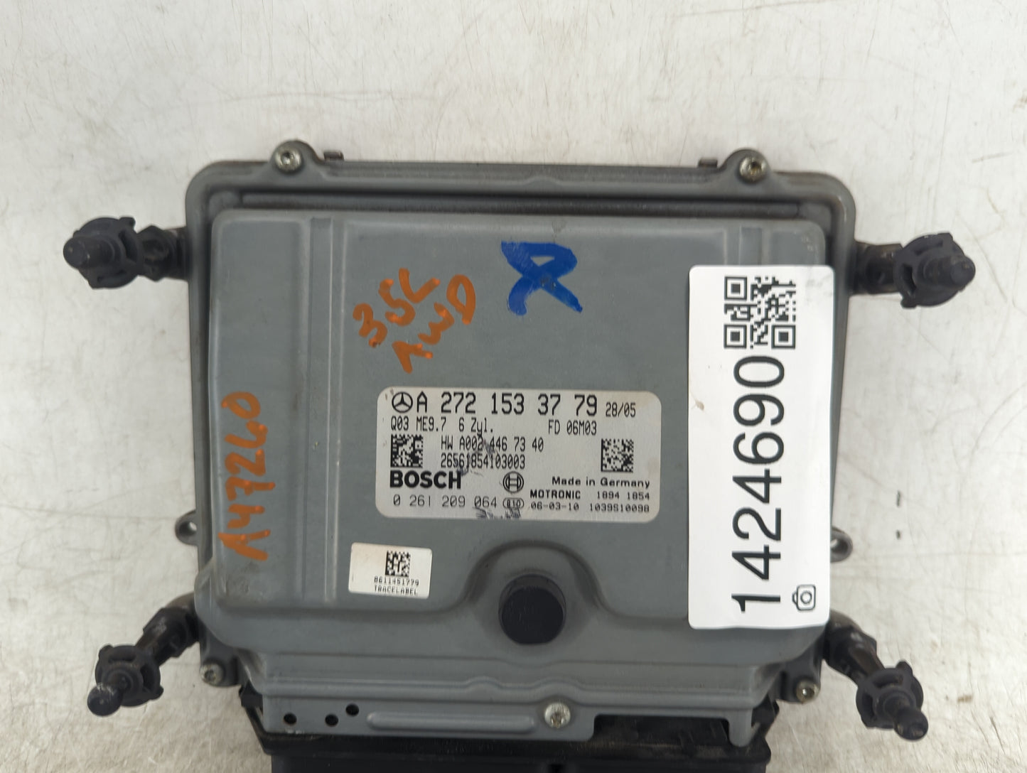 2006 Mercedes E350 PCM Engine Control Computer ECU ECM PCU OEM P/N:A 272 153 37 79 0 261 209 064, A002 446 73 40 Fits OEM Us