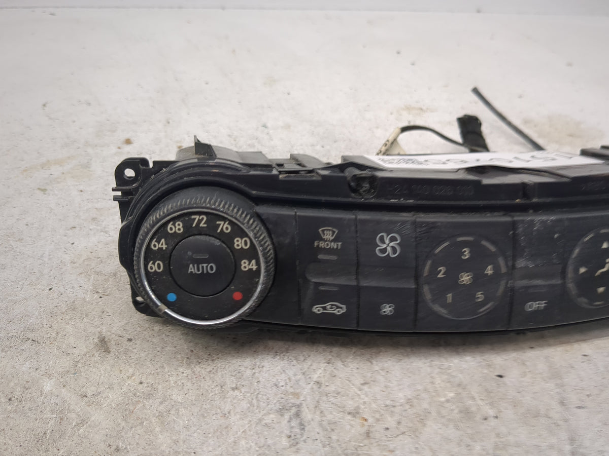 2006 Mercedes E350 Climate Control Module Temperature AC/Heater Replacement P/N:2118301885 A2118301885 Fits Fits 2007 OEM Us