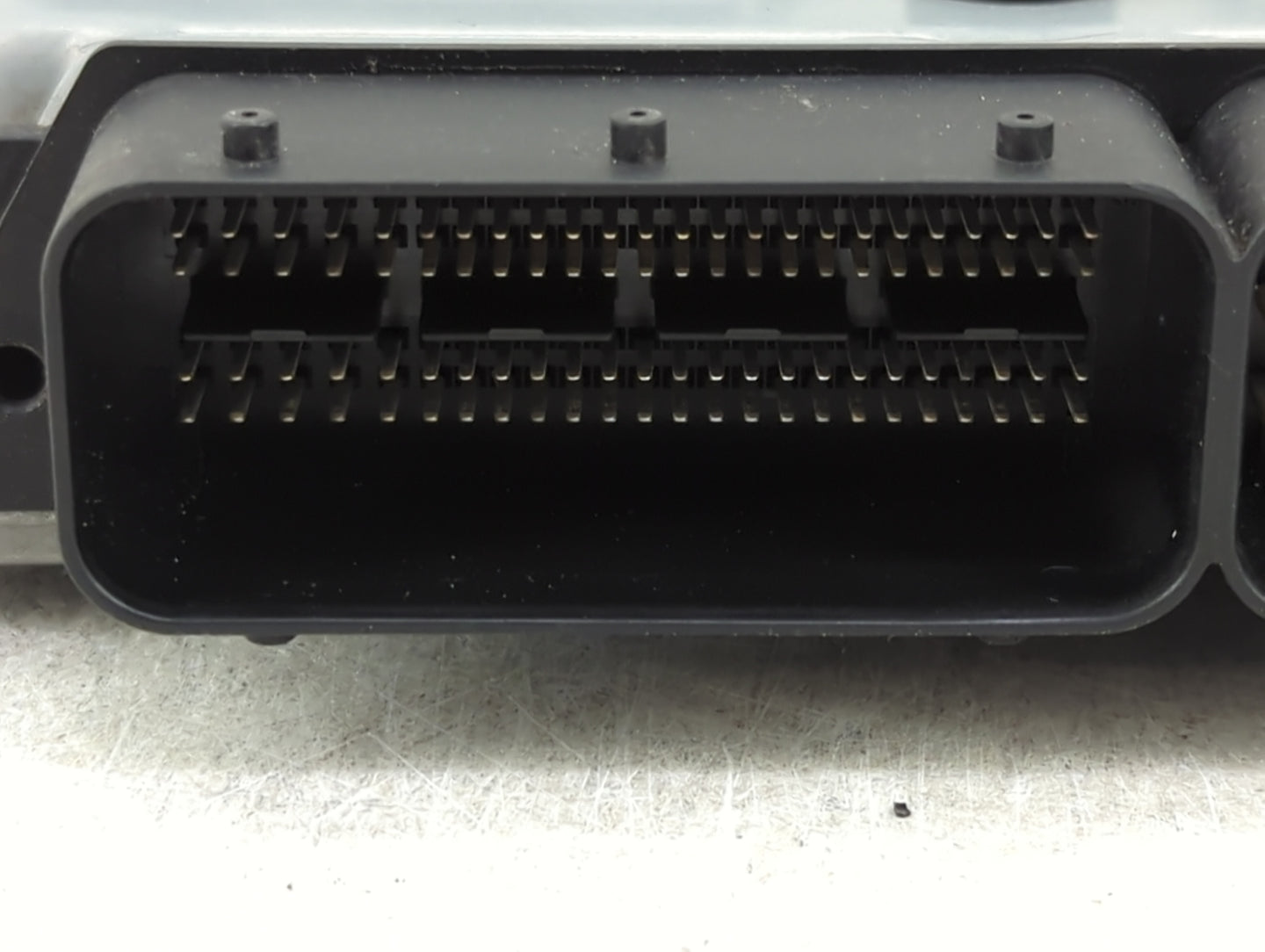 2006 Mercedes E350 PCM Engine Control Computer ECU ECM PCU OEM P/N:A2721531679 0261209040, A0024467340 Fits OEM Used Auto Pa