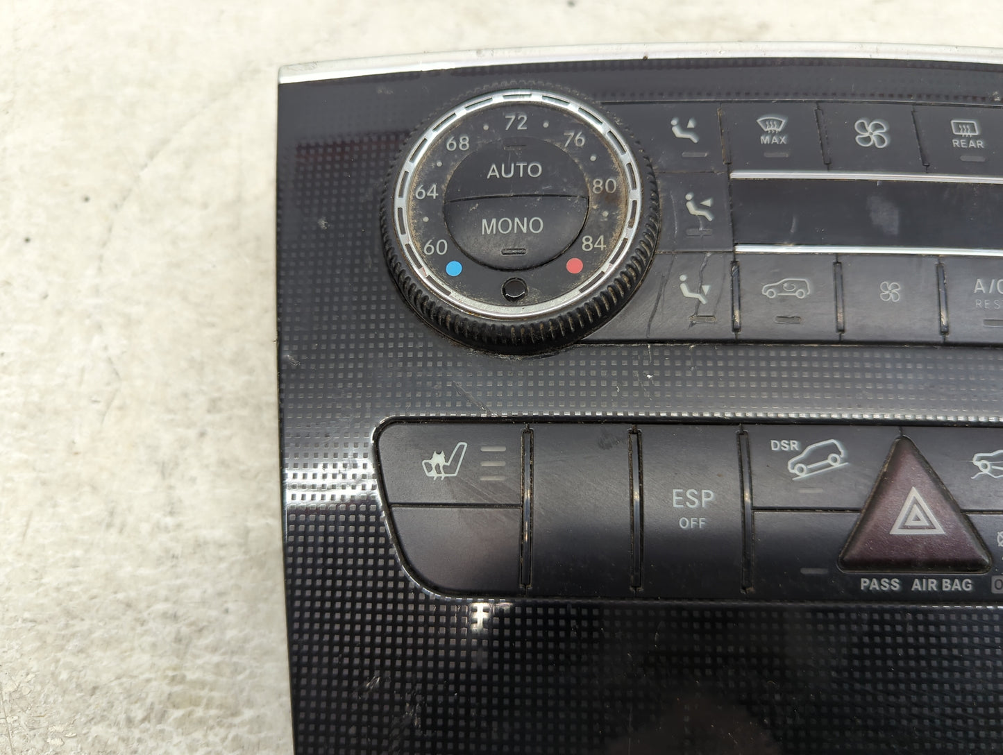 2006 Mercedes Ml Climate Control Module Temperature AC/Heater Replacement P/N:16876999 Fits Fits 2007 2008 OEM Used Auto Par