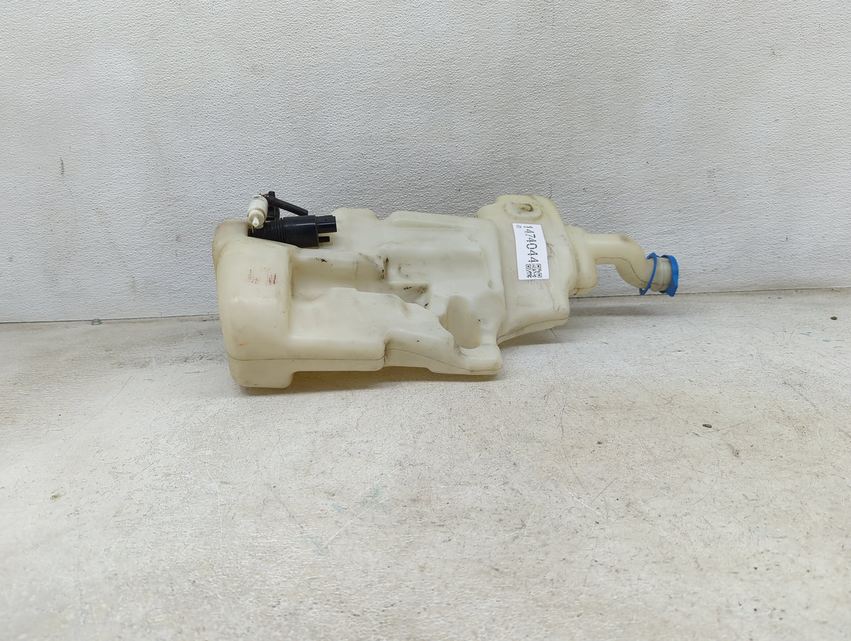 2006 Mercedes R350 Windshield Washer Fluid Reservoir Bottle Oem - Oemusedautoparts1.com
