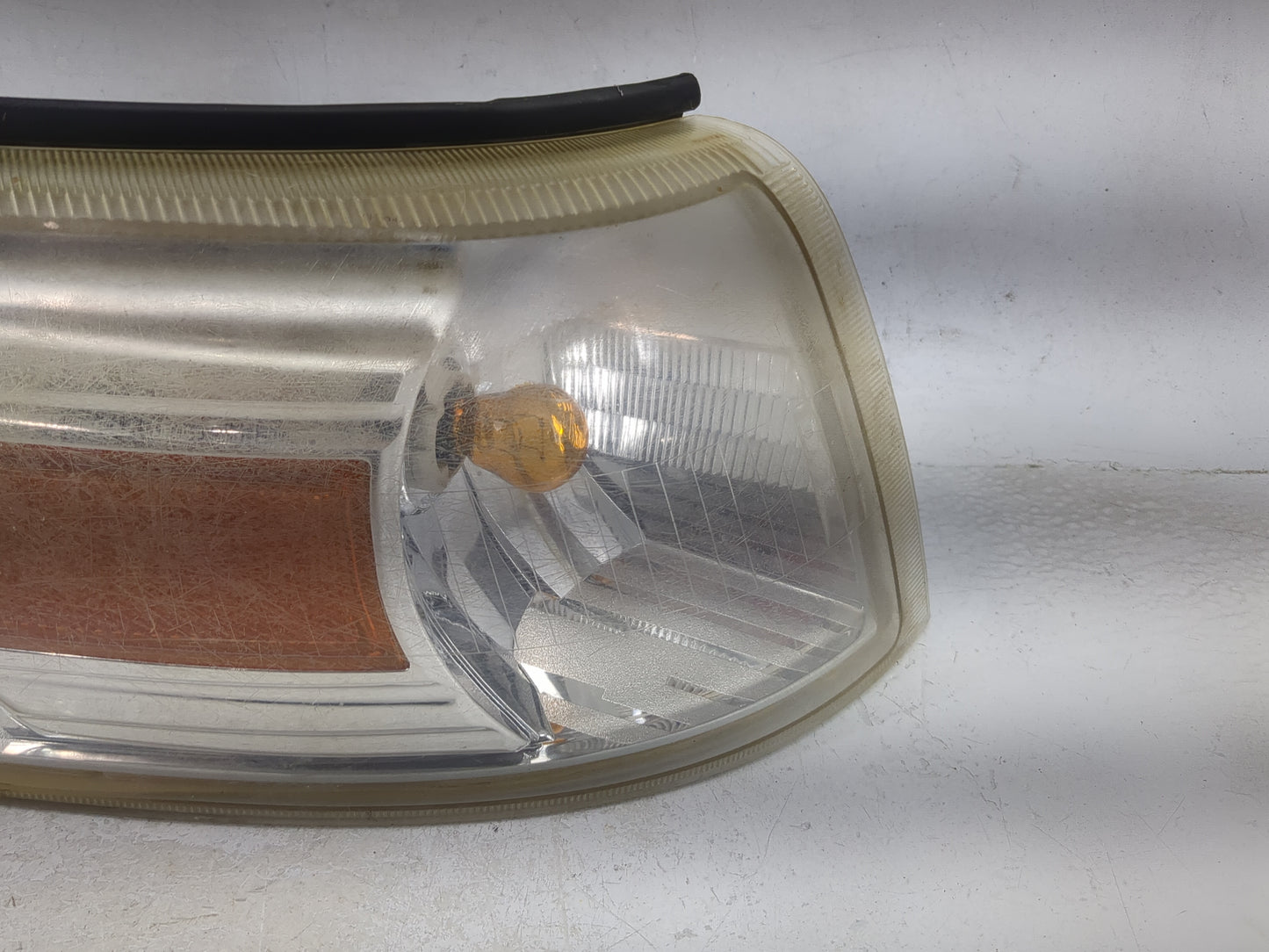 2006-2011 Mercury Grand Marquis Passenger Right Oem Front Light Lamp - Oemusedautoparts1.com