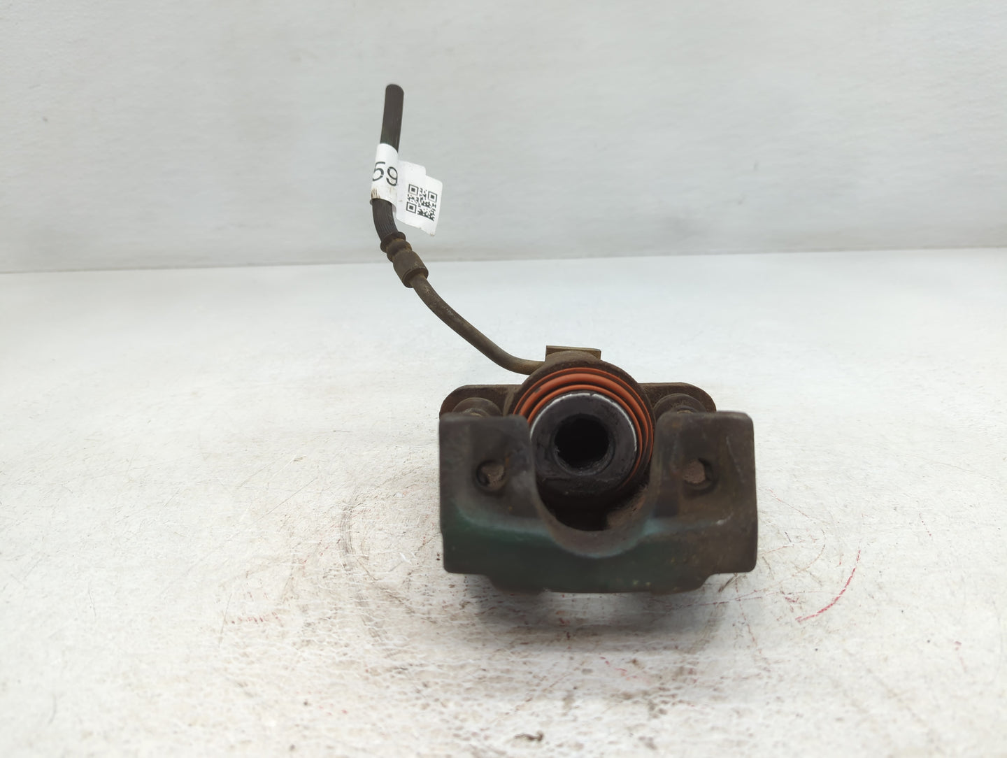 2006-2011 Mercury Grand Marquis Rear Driver Left Brake Caliper - Oemusedautoparts1.com
