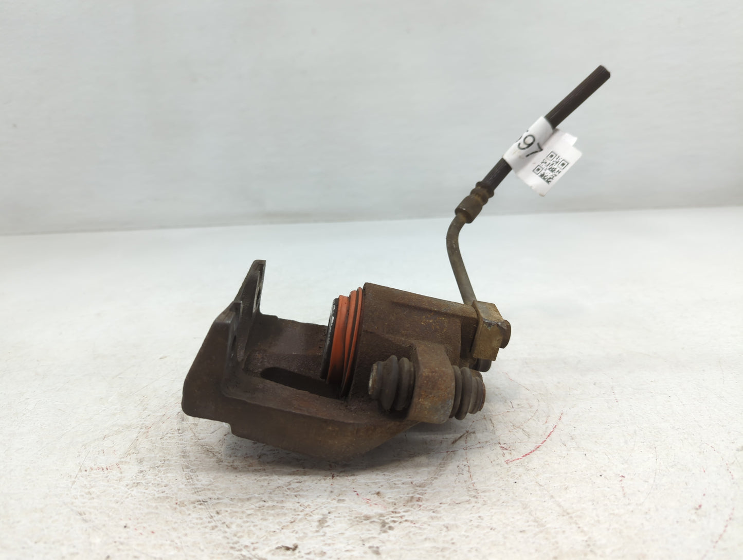 2006-2011 Mercury Grand Marquis Rear Driver Left Brake Caliper - Oemusedautoparts1.com