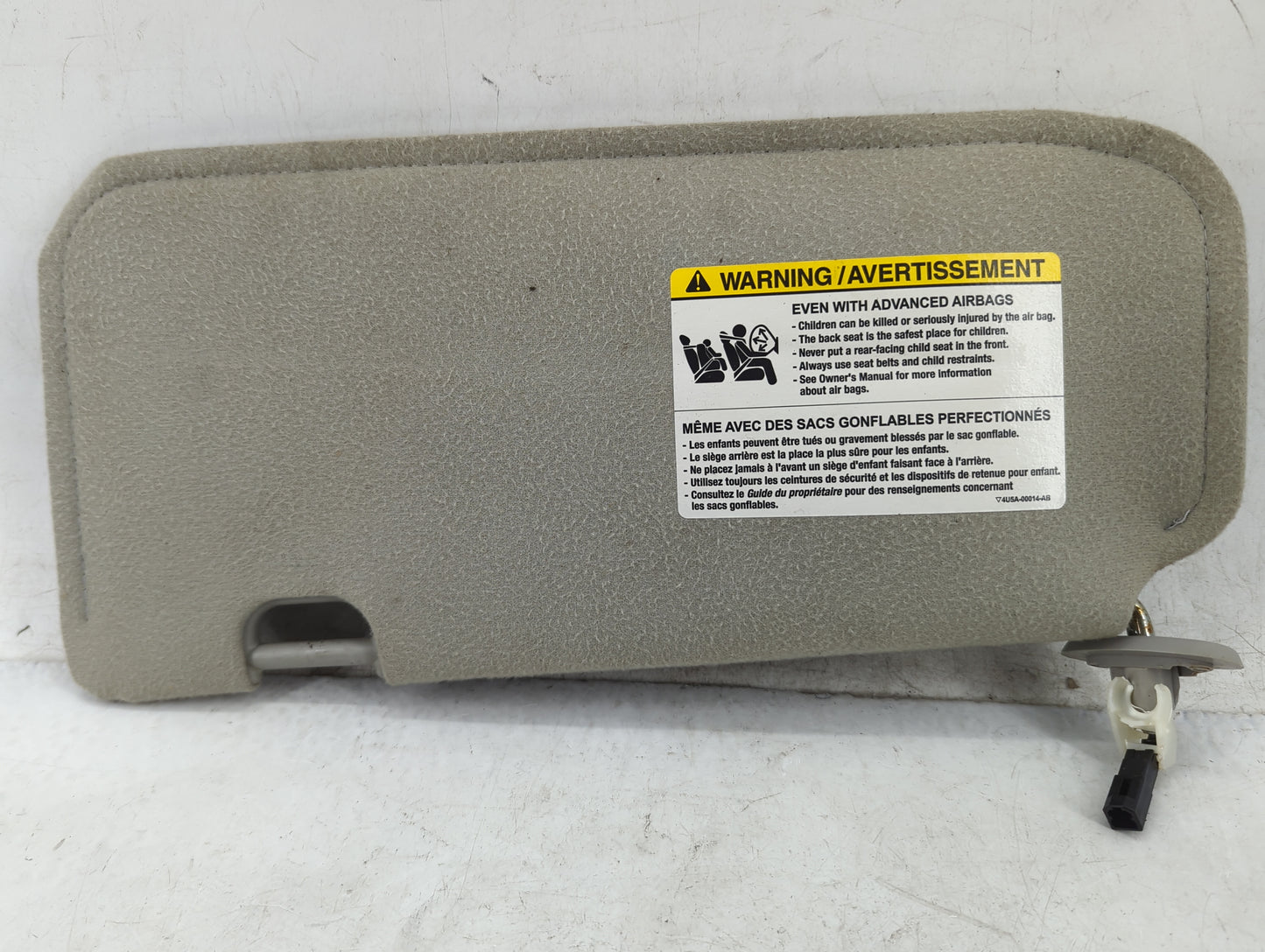 2005-2007 Mercury Mariner Sun Visor Shade Replacement Passenger Right Mirror Fits Fits 2005 2006 2007 OEM Used Auto Parts - 