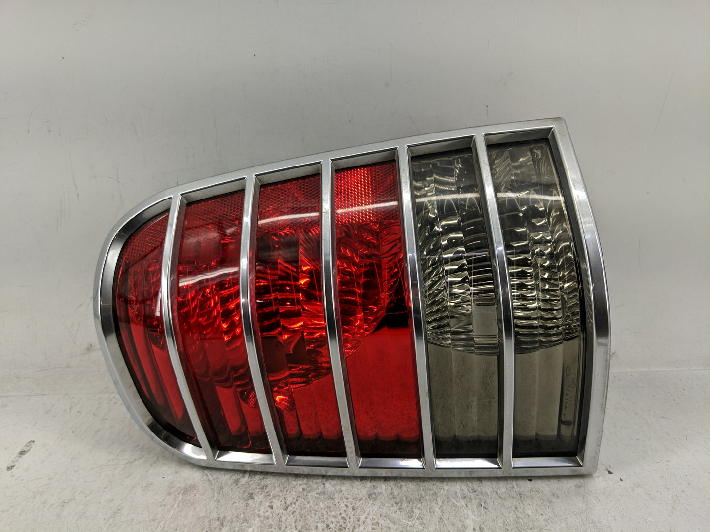 2005-2007 Mercury Mariner Tail Light Assembly Driver Left OEM P/N:5E64-13B505-A Fits Fits 2005 2006 2007 OEM Used Auto Parts