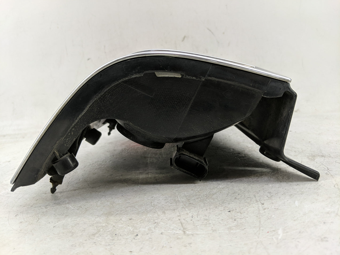 2005-2007 Mercury Mariner Tail Light Assembly Driver Left OEM P/N:5E64-13B505-A Fits Fits 2005 2006 2007 OEM Used Auto Parts