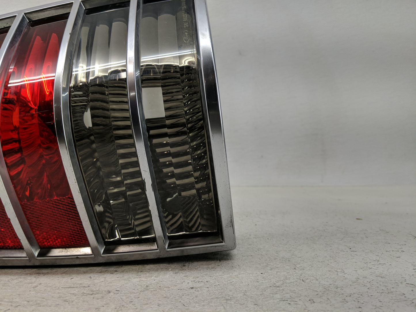 2005-2007 Mercury Mariner Tail Light Assembly Passenger Right OEM P/N:5E64-13B504-A Fits Fits 2005 2006 2007 OEM Used Auto P