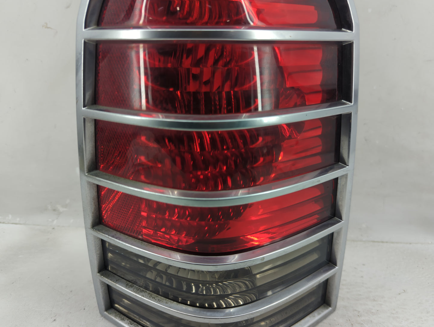 2005-2007 Mercury Mariner Tail Light Assembly Passenger Right OEM Fits Fits 2005 2006 2007 OEM Used Auto Parts - Oemusedauto