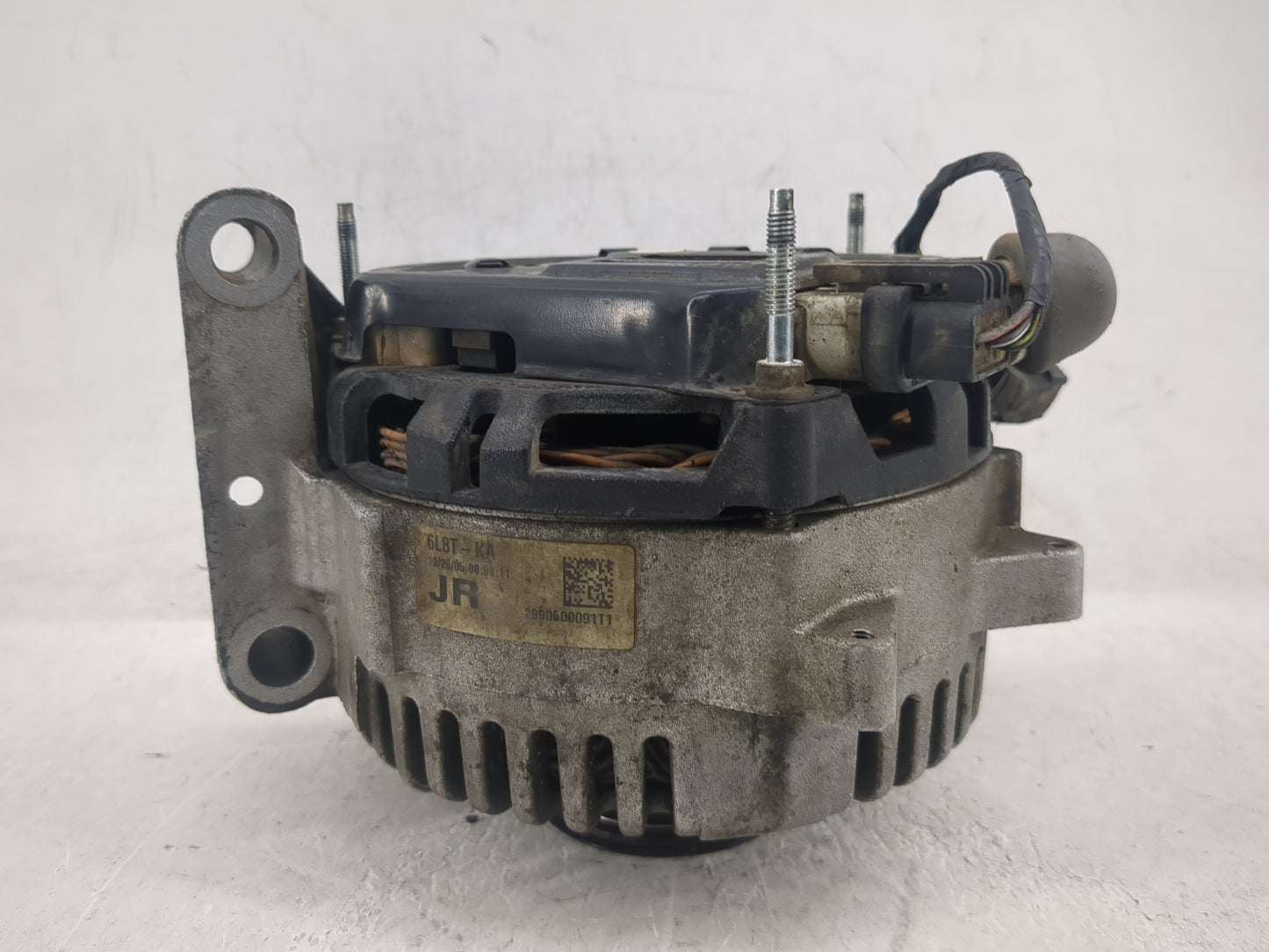 2005-2007 Mercury Mariner Alternator Replacement Generator Charging Assembly Engine OEM P/N:6L8T-KA Fits Fits 2005 2006 2007