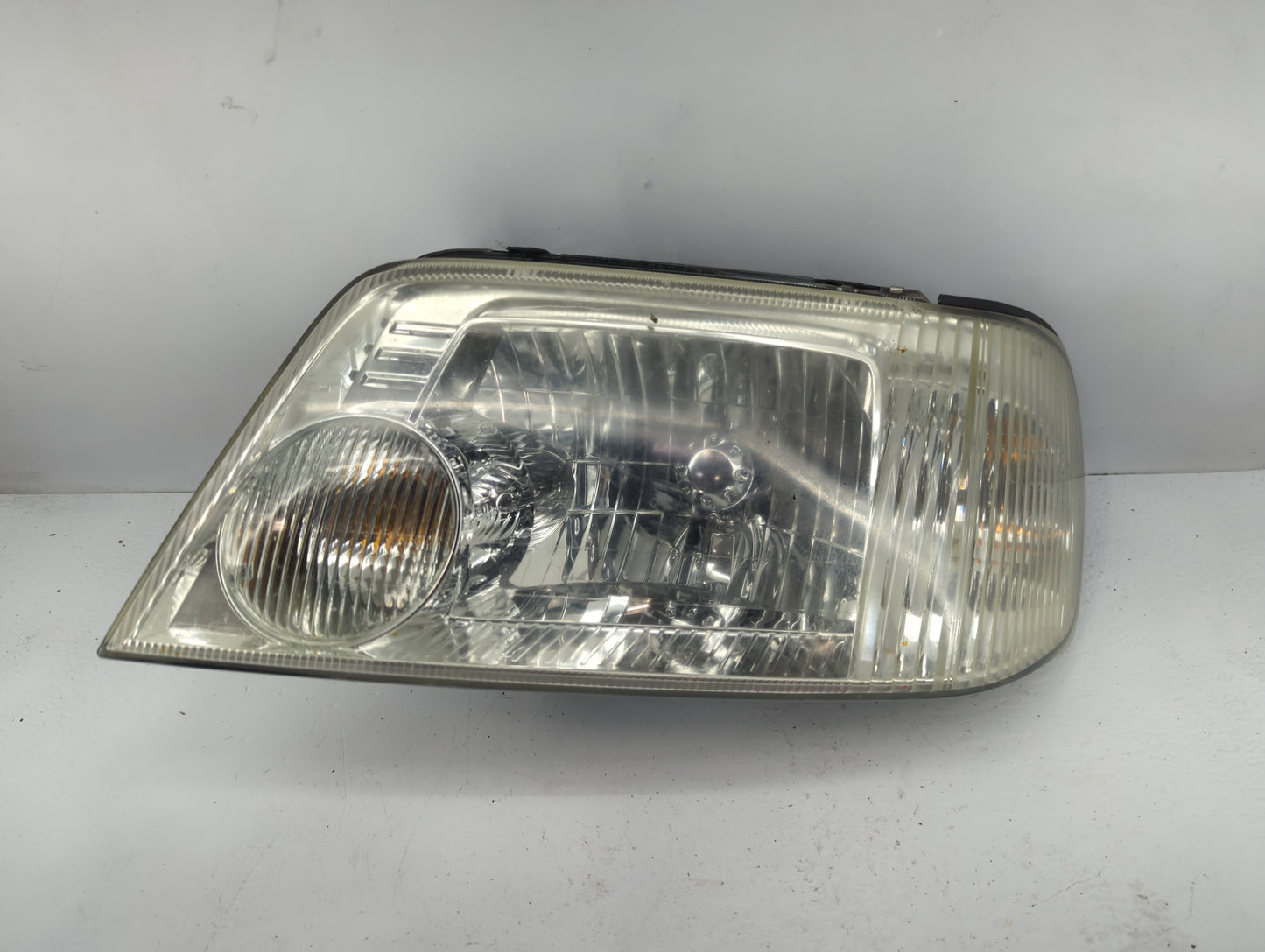 2005-2007 Mercury Mariner Driver Left Oem Head Light Headlight Lamp - Oemusedautoparts1.com