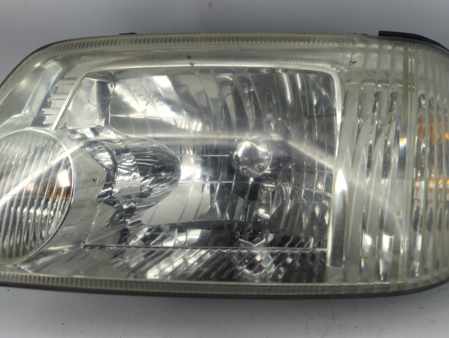 2005-2007 Mercury Mariner Driver Left Oem Head Light Headlight Lamp - Oemusedautoparts1.com
