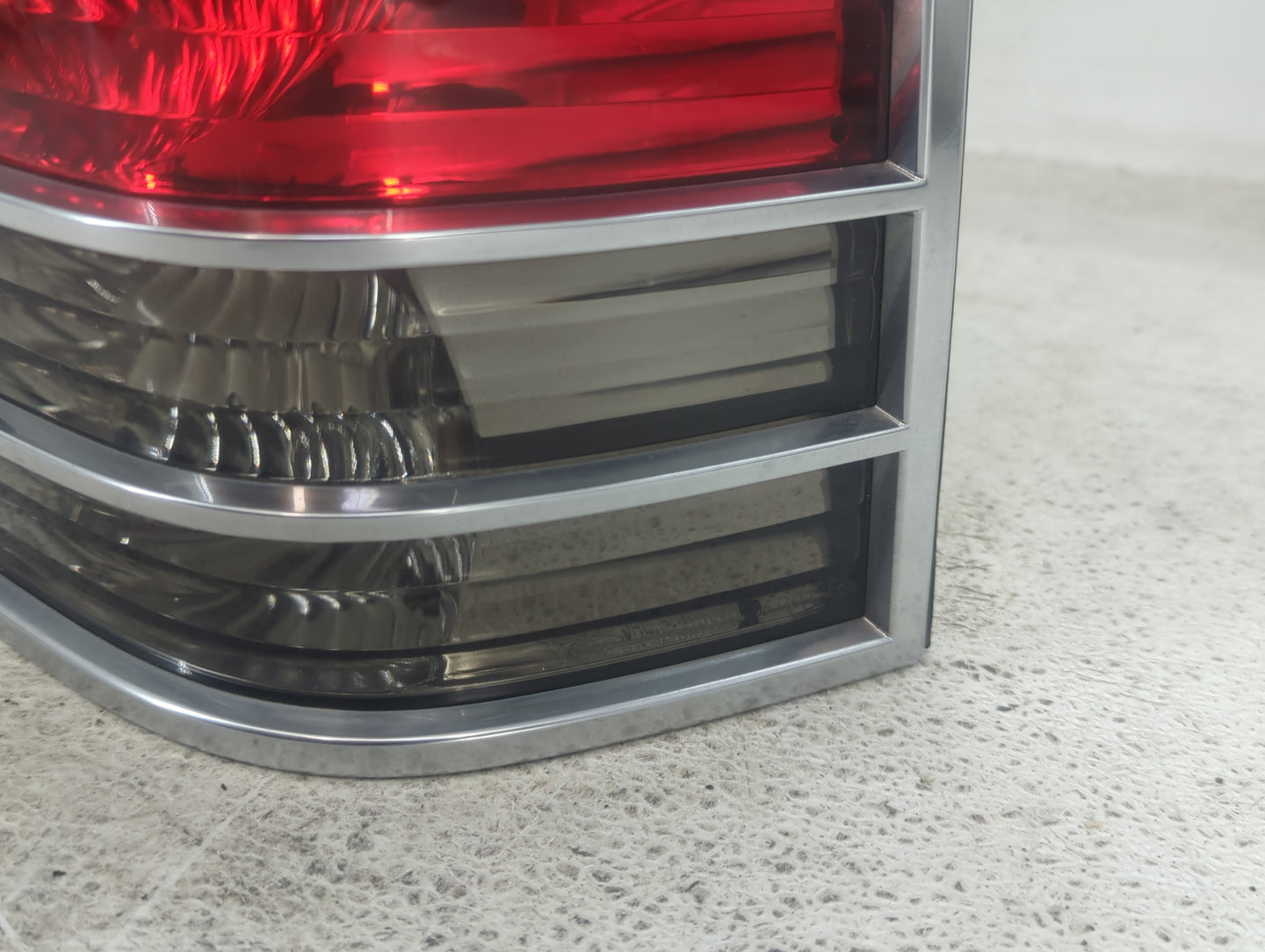 2005-2007 Mercury Mariner Tail Light Assembly Passenger Right OEM Fits Fits 2005 2006 2007 OEM Used Auto Parts - Oemusedauto