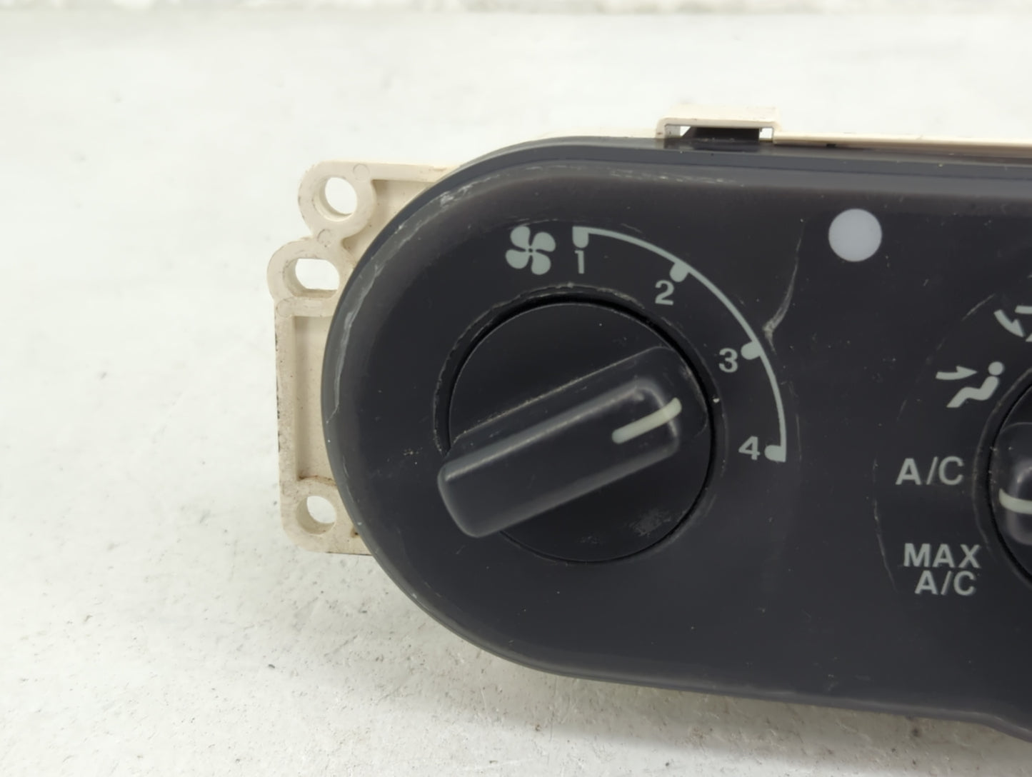 2006 Mercury Mariner Climate Control Module Temperature AC/Heater Replacement P/N:YL8H-19980-A Fits OEM Used Auto Parts - Oe