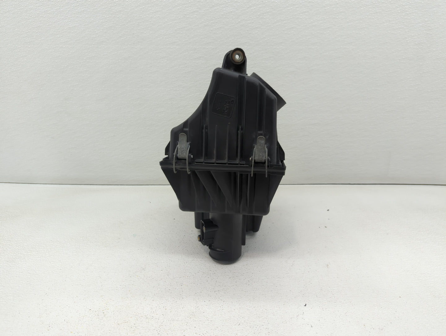 2005-2006 Mercury Mariner Air Cleaner Intake-duct Hose Tube - Oemusedautoparts1.com