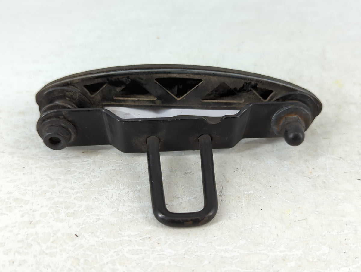 2005 Mercury Mariner Passenger Front Right Door Handle Exterior Assembly 680413 - Oemusedautoparts1.com