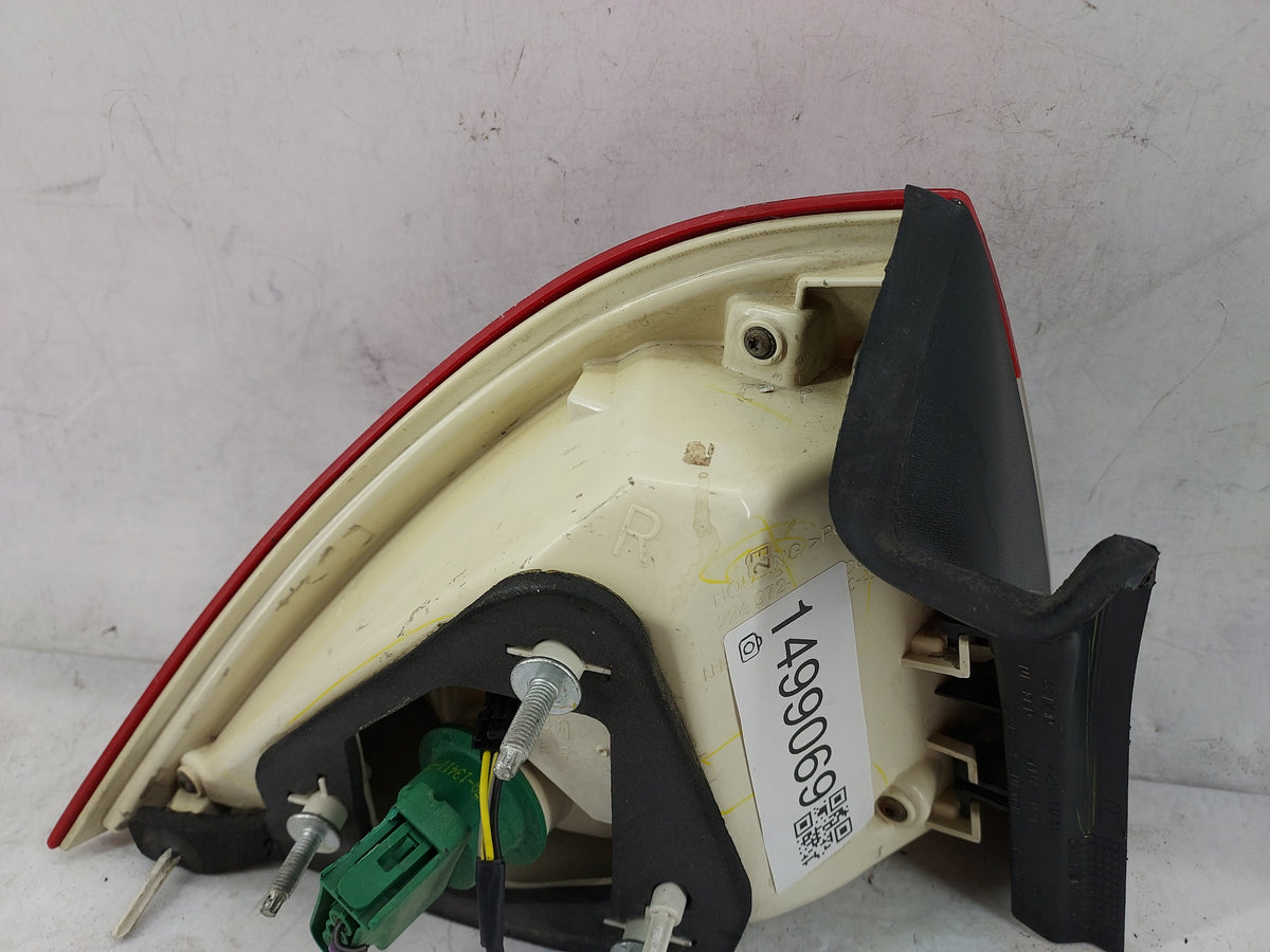 2006 Mercury Milan Tail Light Assembly Driver Left OEM P/N:6N7T-13B505-A 6N7T13B505A Fits OEM Used Auto Parts - Oemusedautop