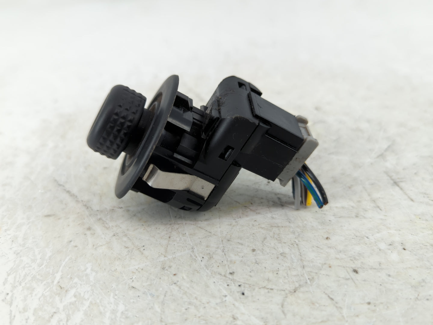 2006-2011 Mercury Milan Master Power Window Switch Replacement Driver Side Left P/N:9L3T-17B676-AA Fits OEM Used Auto Parts 