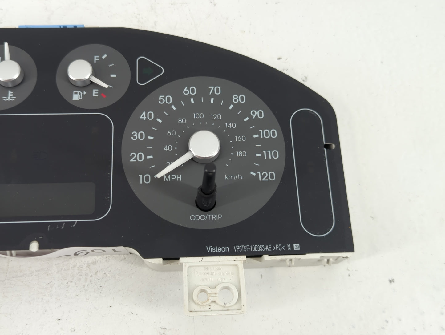 2006 Mercury Montego Instrument Cluster Speedometer Gauges Fits OEM Used Auto Parts - Oemusedautoparts1.com