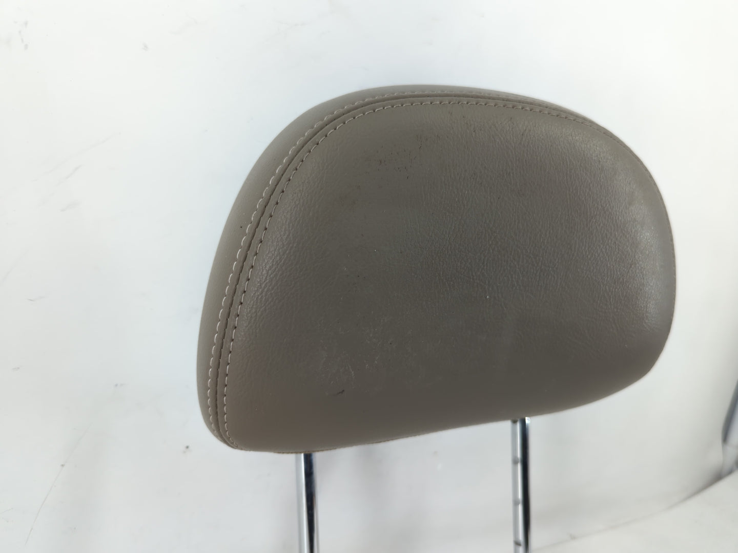 2006 Mercury Montego Headrest Head Rest Front Driver Passenger Seat Fits OEM Used Auto Parts - Oemusedautoparts1.com